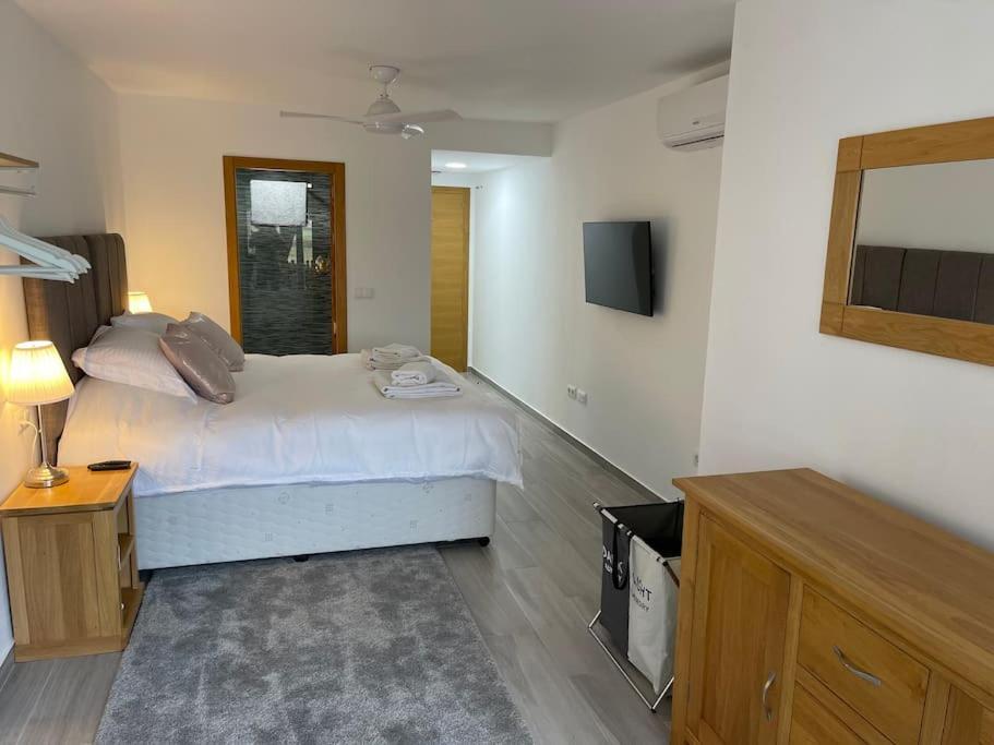 Mar Menor Golf Resort, Luxury Sleeps 6, Lake Views Murcia Kültér fotó