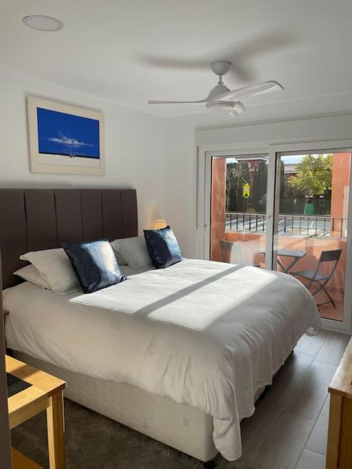 Mar Menor Golf Resort, Luxury Sleeps 6, Lake Views Murcia Kültér fotó