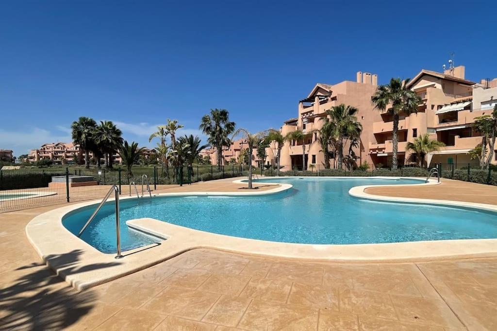 Mar Menor Golf Resort, Luxury Sleeps 6, Lake Views Murcia Kültér fotó