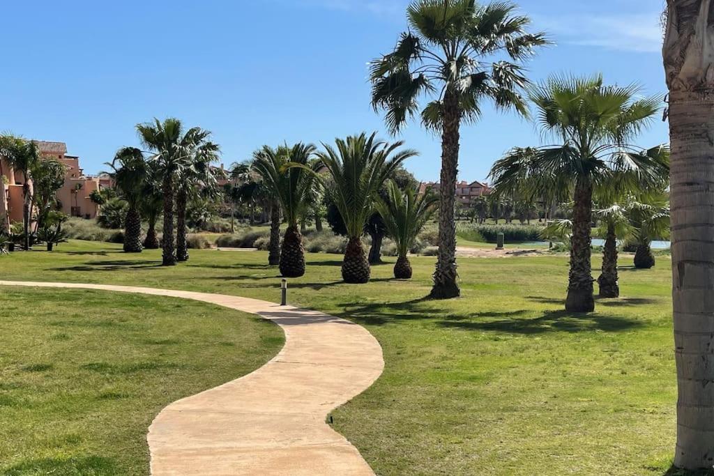 Mar Menor Golf Resort, Luxury Sleeps 6, Lake Views Murcia Kültér fotó